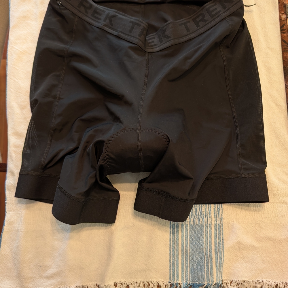 Black Compression Bike Shorts with Moisture-Wicking Fabric